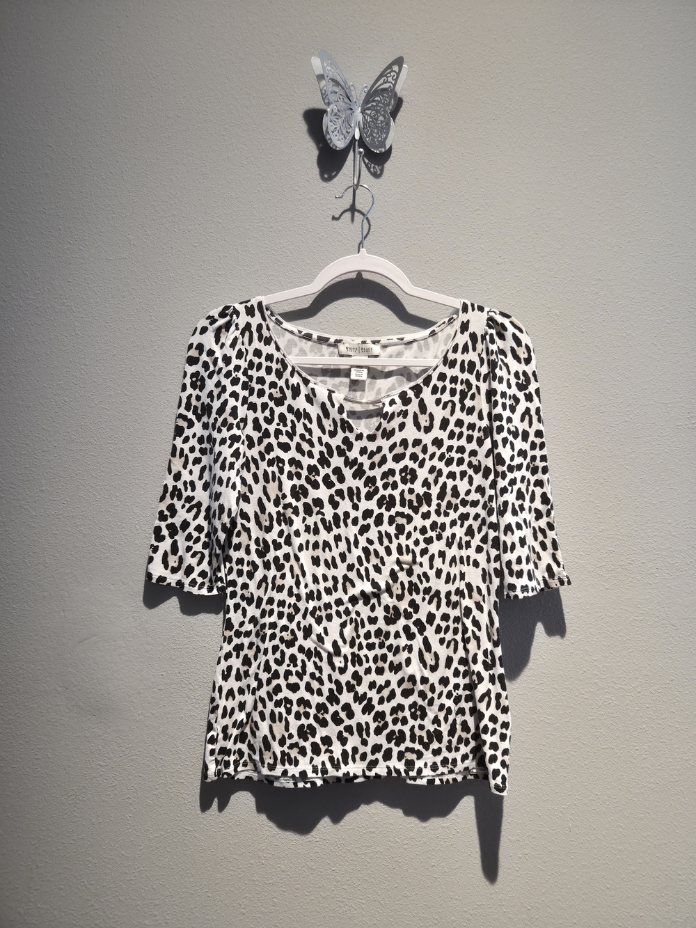 White House Black Market Black & White Leopard Scoop Neck Top